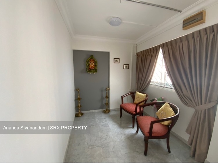 Blk 533 Hougang Avenue 6 (Hougang), HDB Executive #533545391